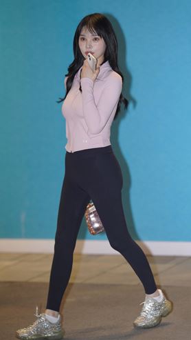 29368zc5sslo01ye.jpg