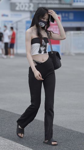 28879cf5k4fwgot3.jpg