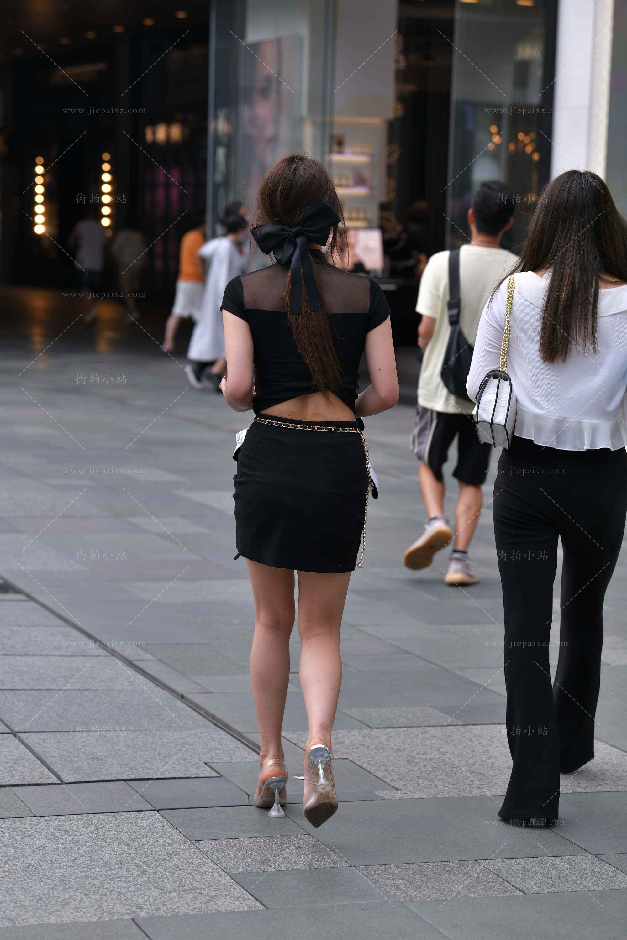 38247bmn1ornw52t.jpg