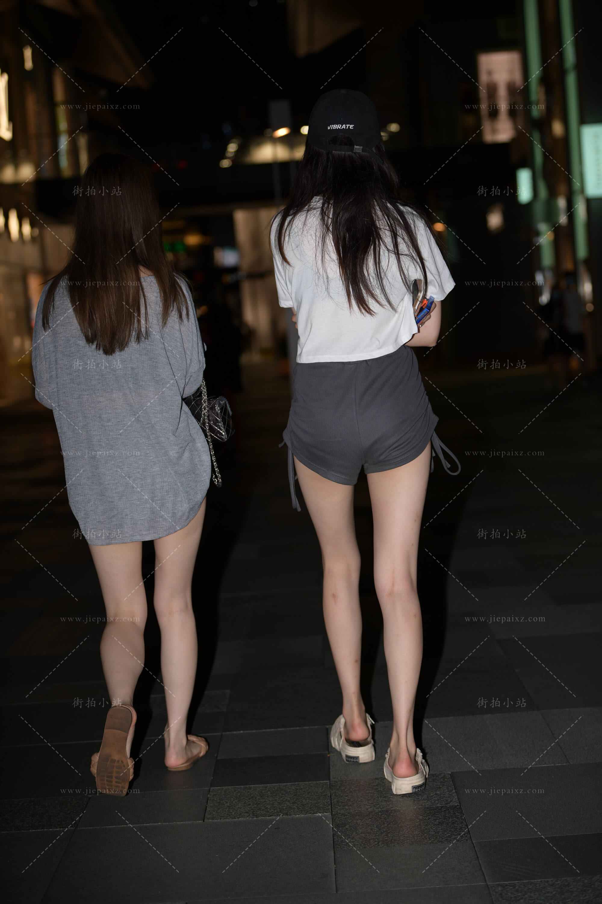 39151btjf3yykobw.jpg