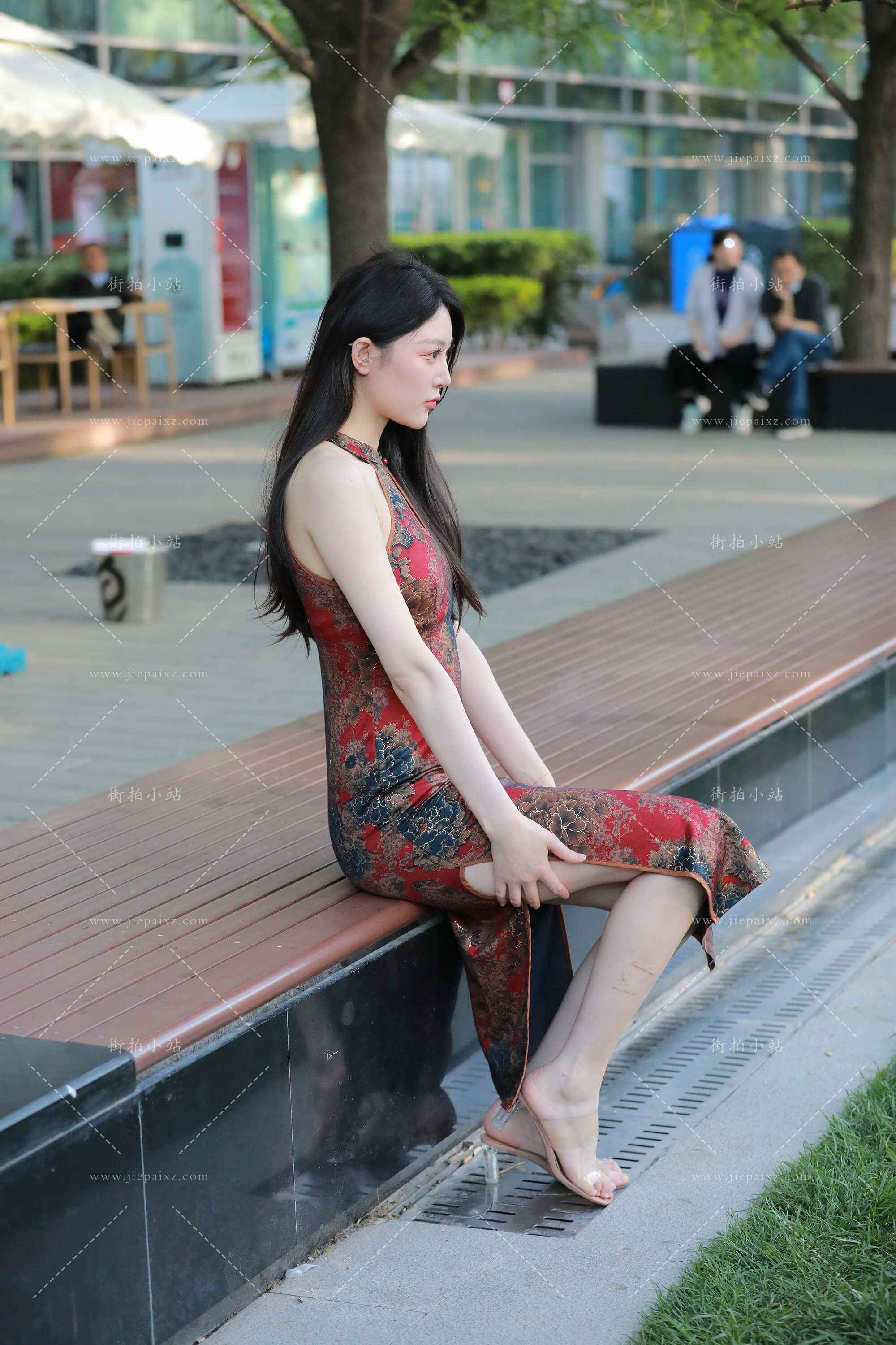 39655ylsi23v3kz2.jpg