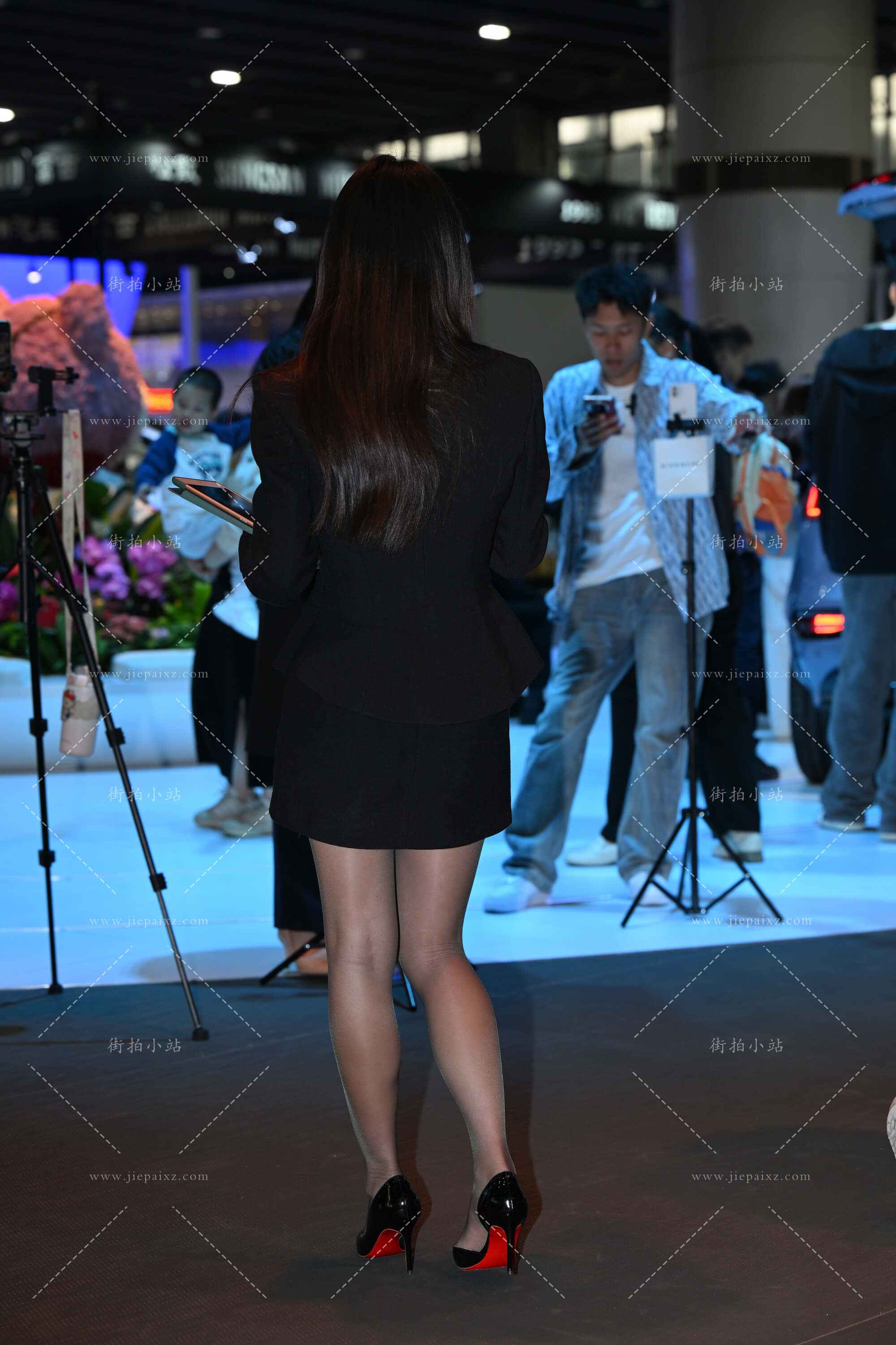 40107f2i12yhcyrf.jpg