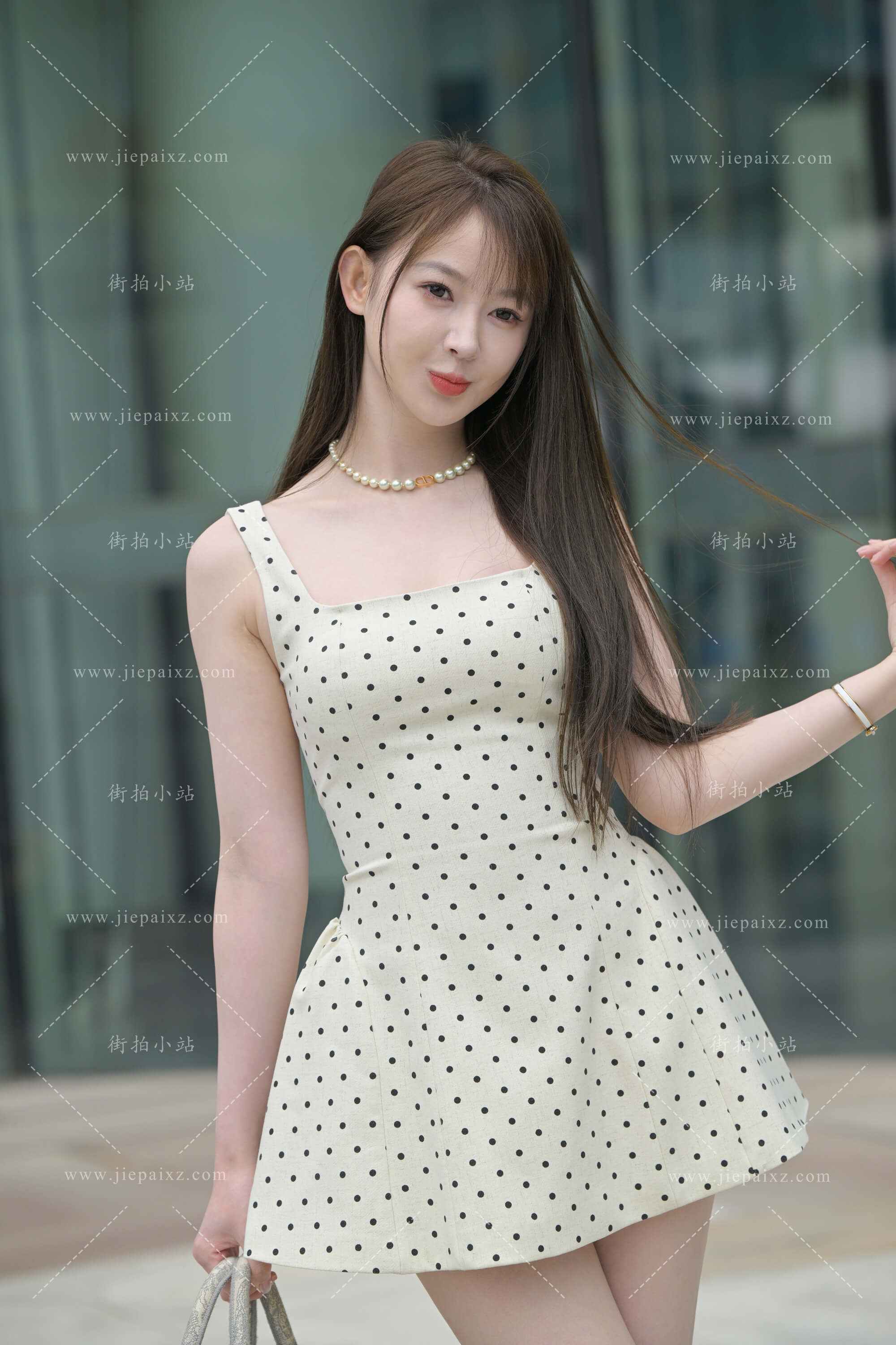 40838ihef32cxzqy.jpg