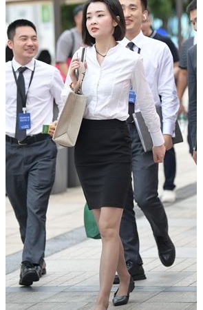 短发包臀裙美女(68P)