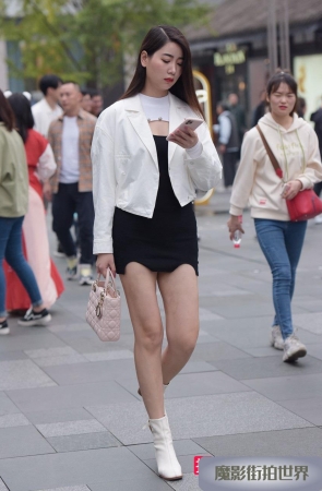 短裙美女3A1924[770M]