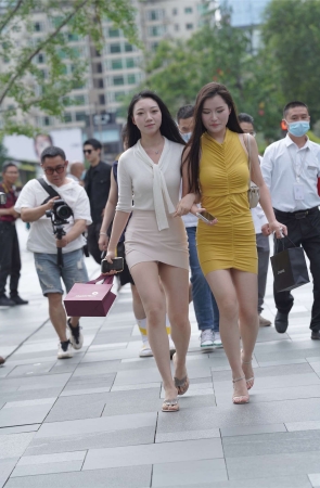 魅力修身裙姐妹