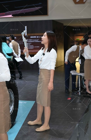 清新脱俗-平底鞋-豪车主播