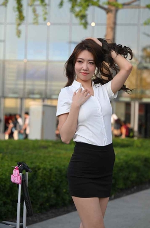 美腿高跟美女 [80P-1.30GB]