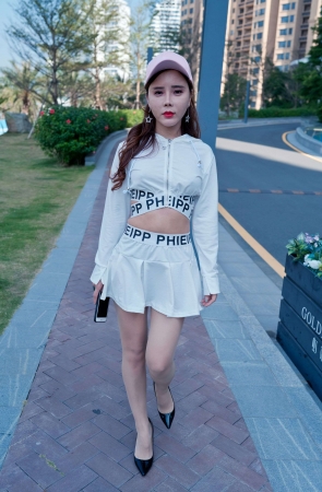 F159海边度假的超短裙肉丝网红艾小青463G