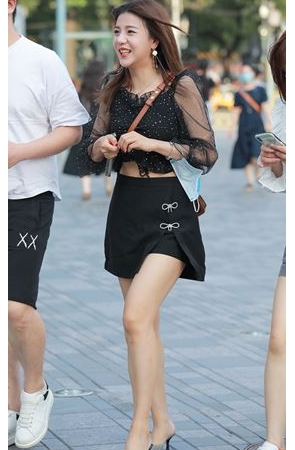 黑裙小美女(74P)