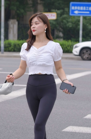 性感黑色瑜伽裤