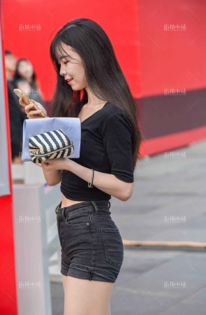 极品美腿热裤美女