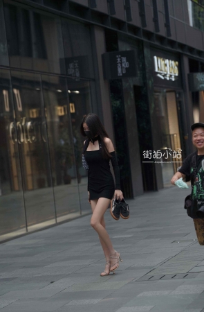 苗条小姐姐