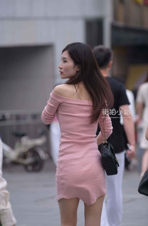 粉色群美女