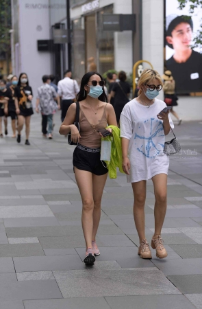 火辣身材美女