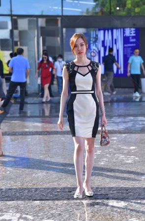 时装周的轻熟韵味朲槭