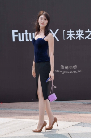23418-29+129√拥有这49寸大长腿，你几点回家？【套图➕视频】 16P