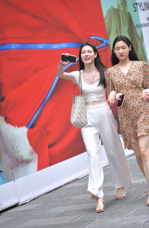 温婉白色系搭配