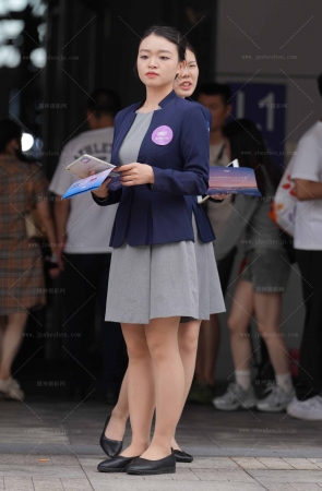 浴皇大帝的肉丝礼仪116P