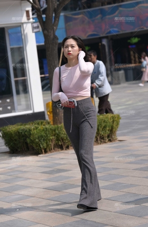 宽臀阔腿裤小**