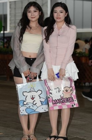 两个肉丝美女(102P)