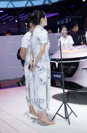 两位旗袍主播 [20P]