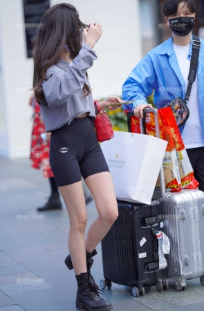 魅力黑小妹