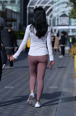 &气质紧身美女&