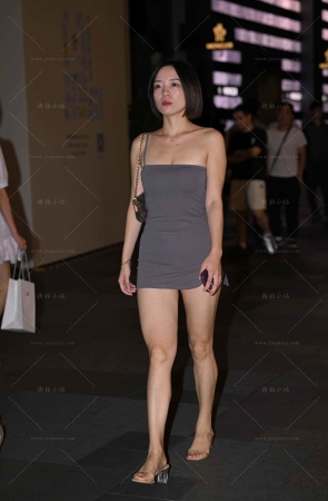 抹胸超短裙朲槭少f