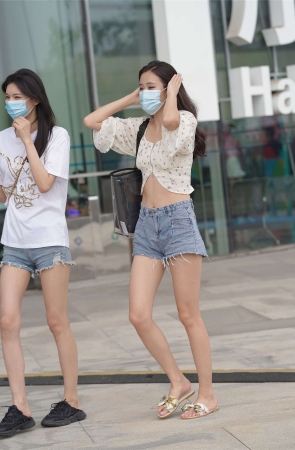 青春靓丽漂亮小姐姐