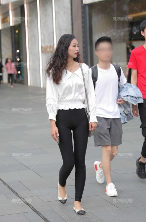 紧身长腿