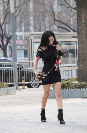 高跟美女姐妹