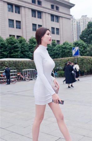 被搭讪的极品肉丝白色包屯裙美女套图3A047[420P-2.87G]