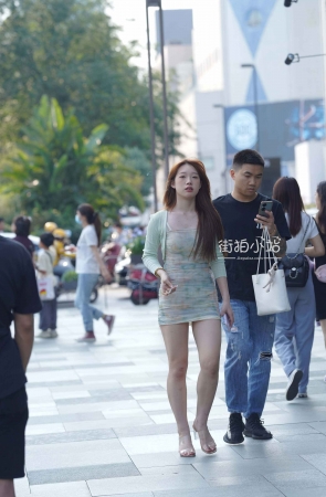 抽烟的妹纸