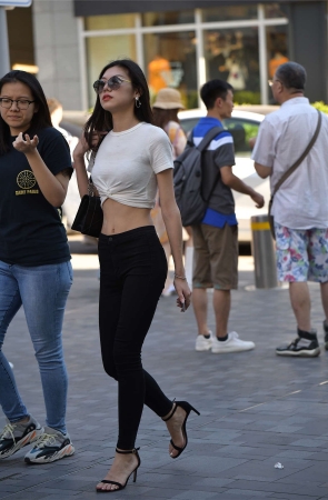 简单的黑白搭配