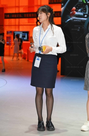 2594-11-81√白衬衫黑丝奔驰销售