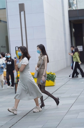 温婉气质针织裙