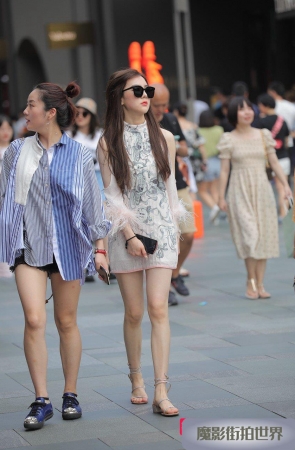 白嫩小姐姐3A1326[206M]