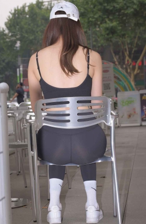 性感黑色瑜伽