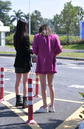 抓拍美女小姐姐们