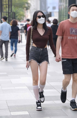 有点文艺有点野的美女，240116-6-56 15P