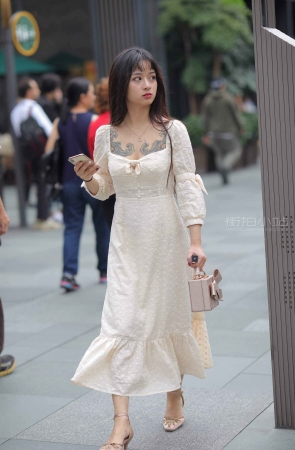 小姐姐的纹身是真的吗