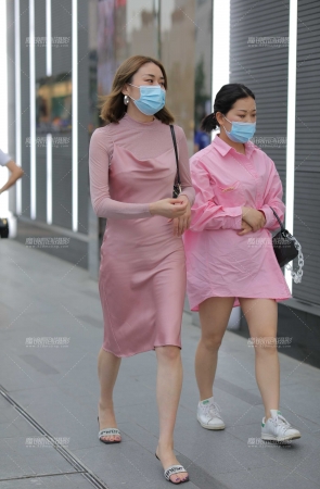 丝质长裙