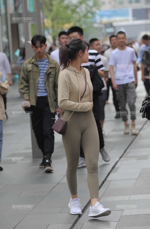 这裤子 很性感