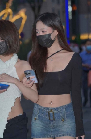 精选街拍作品 NO.1533 极品超短裙小姐姐[201P/359MB]