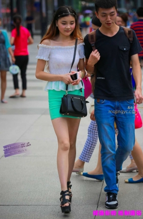 李欢原创--------绿色裹身裙（15P）