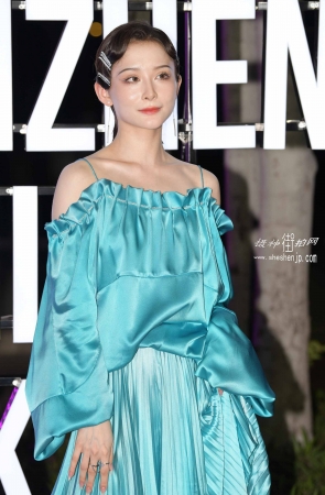 22424-33+63美足美少妇～ 15P