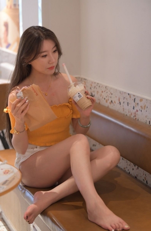 一始街拍作品  回忆趁虚而来 [395P-8.92GB]