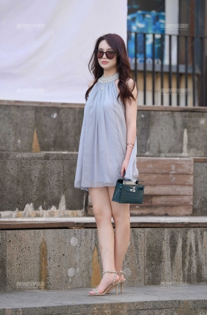 美腿高跟俩闺蜜