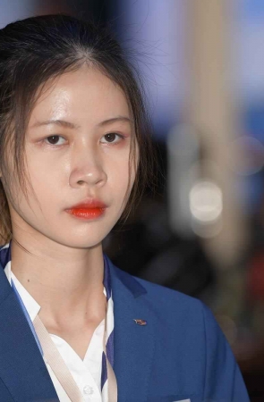 黑丝小姐姐
